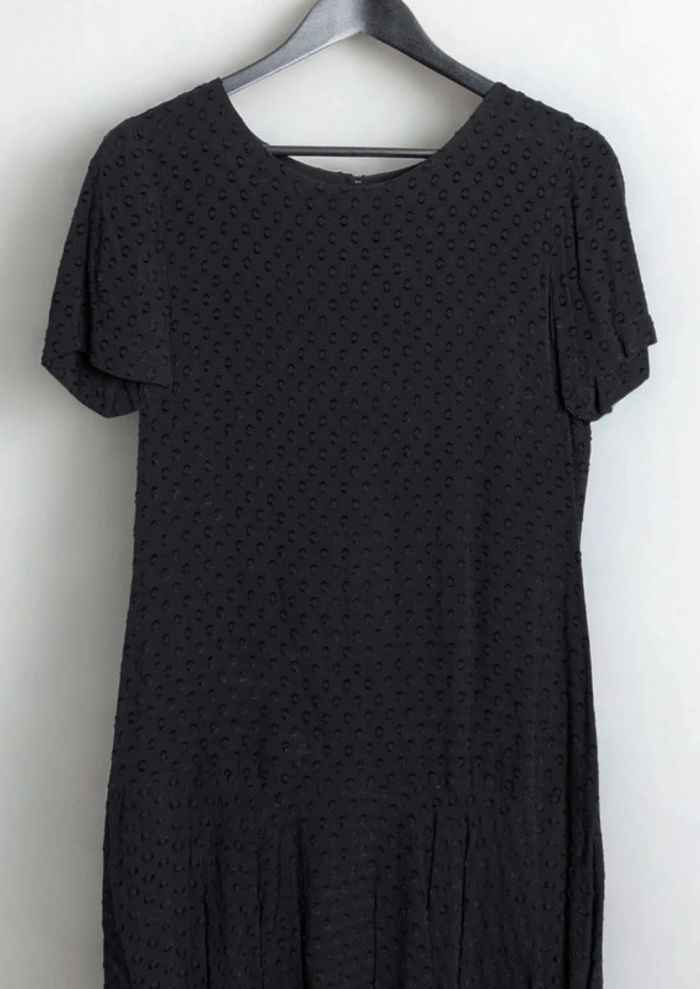 Robe noire fluide style charleston Sézane Taille 36 - photo numéro 3
