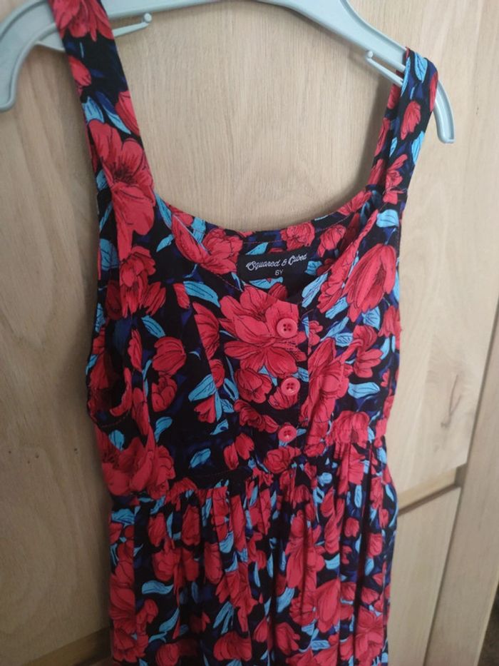 Robe fleurs rouges - photo numéro 2