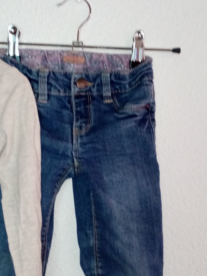 3 ans Ensemble 2 p tao, h&m Tee-shirt fleuri et jean bleu toutes saisons /Excellent état - photo numéro 9