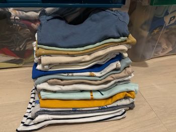 Lot 22 body 24 mois manches courtes