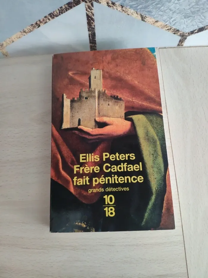 Livre poche grands détectives 10 18 Frère Cadfael fait pénitence Peters
