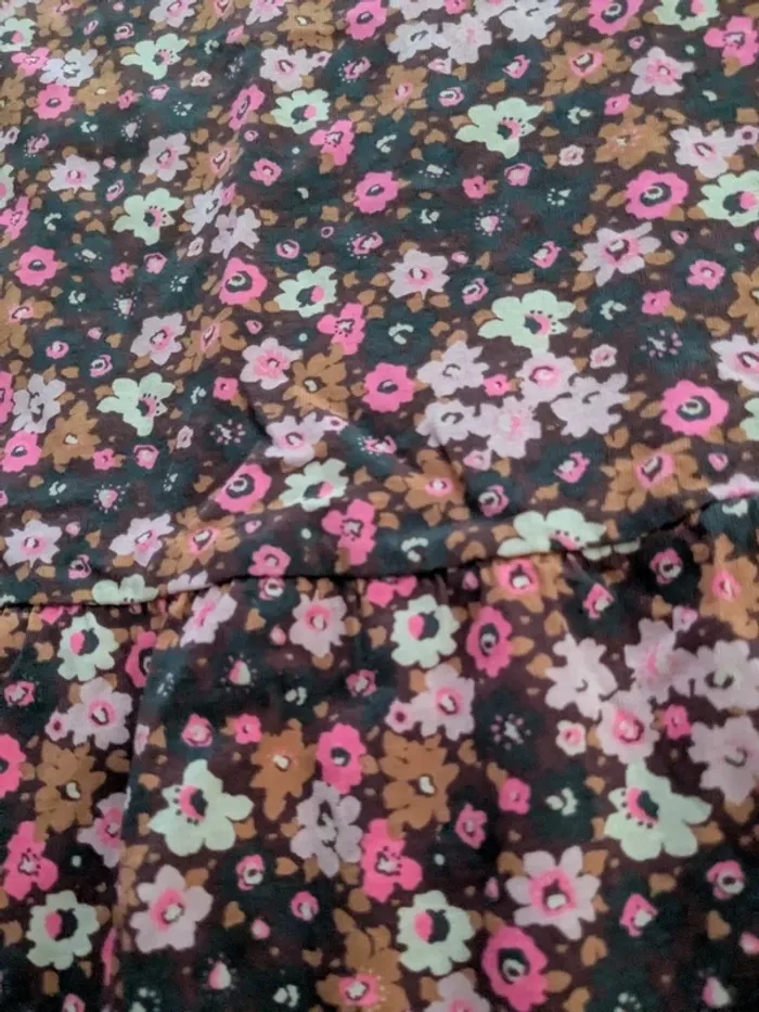 Robe liberty 7/8 ans - photo numéro 3