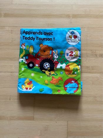 Grand livre en tissu