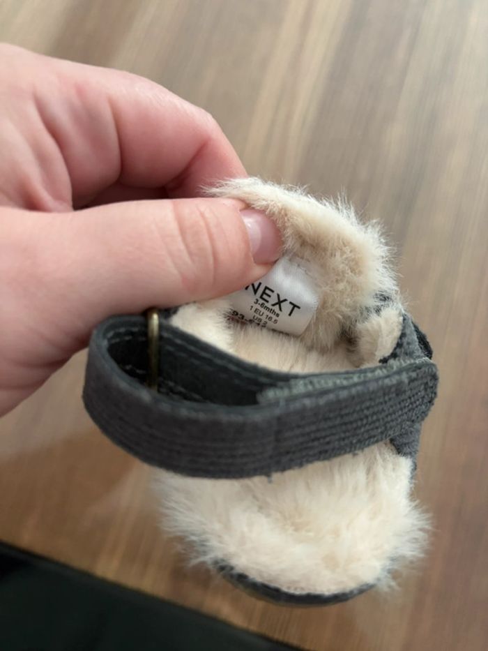 Chaussons bébé - photo numéro 3