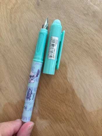 Stylo plume, Stitch