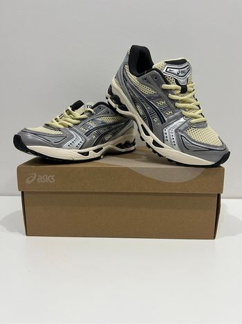 Chaussure Asics GEL Kayano 14