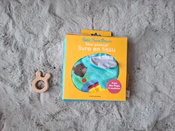 Livre d'éveil Petit ours brun