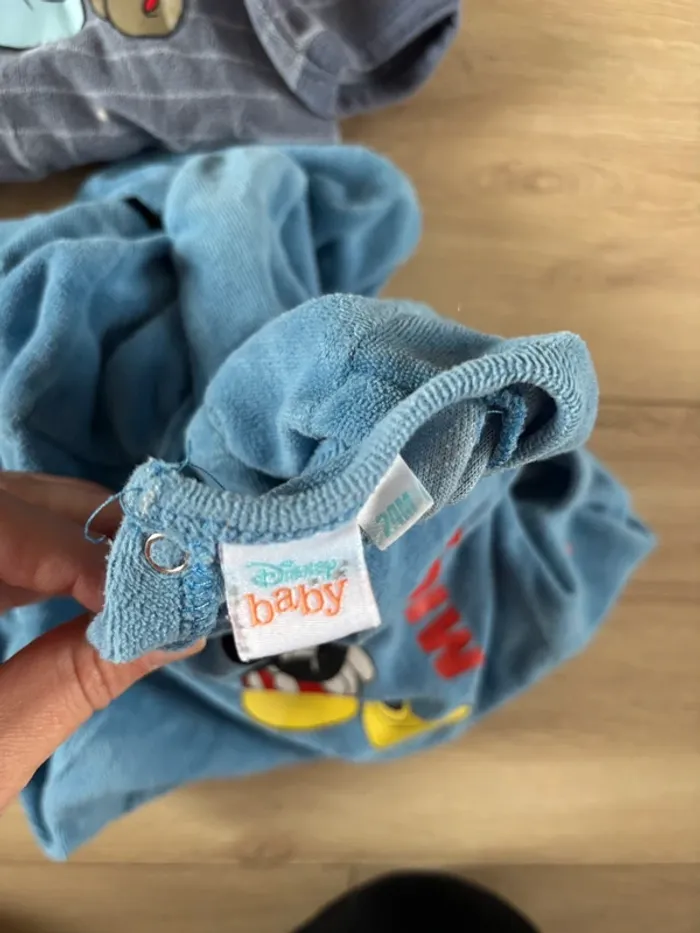 Lot pyjamas chaud 24 mois Disney - photo numéro 2