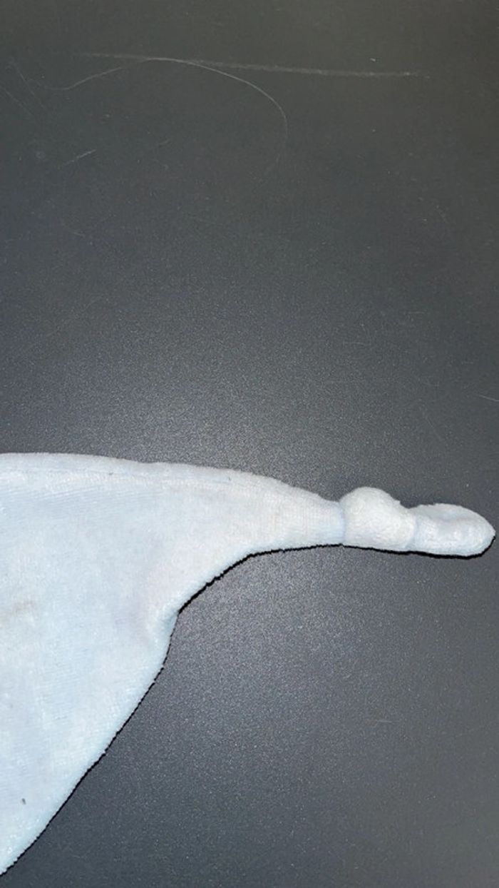 Doudou Mickey pour 1 euro seulement - photo numéro 5