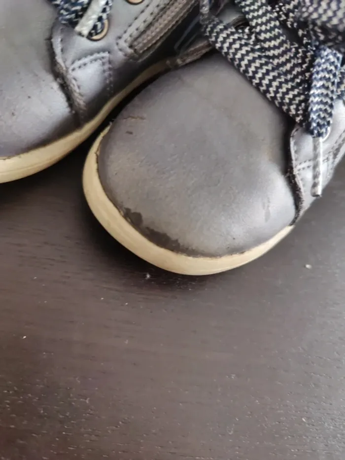 Chaussures taille 21 - photo numéro 2