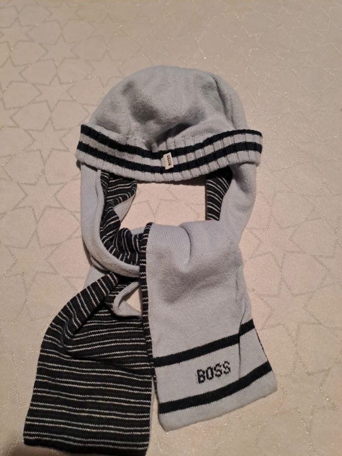 Bonnet et écharpe intégrée 6 mois - photo numéro 2