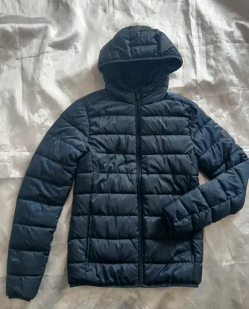 Doudoune à capuche neuve XS /14 ans
