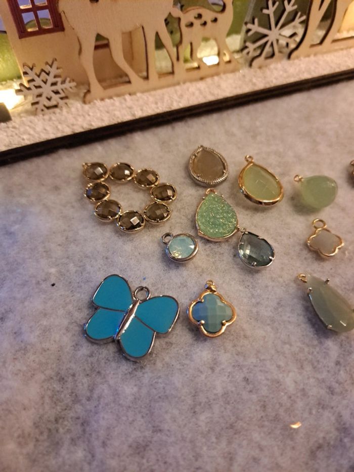 Lot de pendentif vert bleu doré et argenté - photo numéro 9