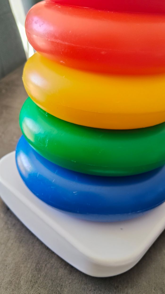 Jouet éveil pyramide arc-en-ciel - photo numéro 4