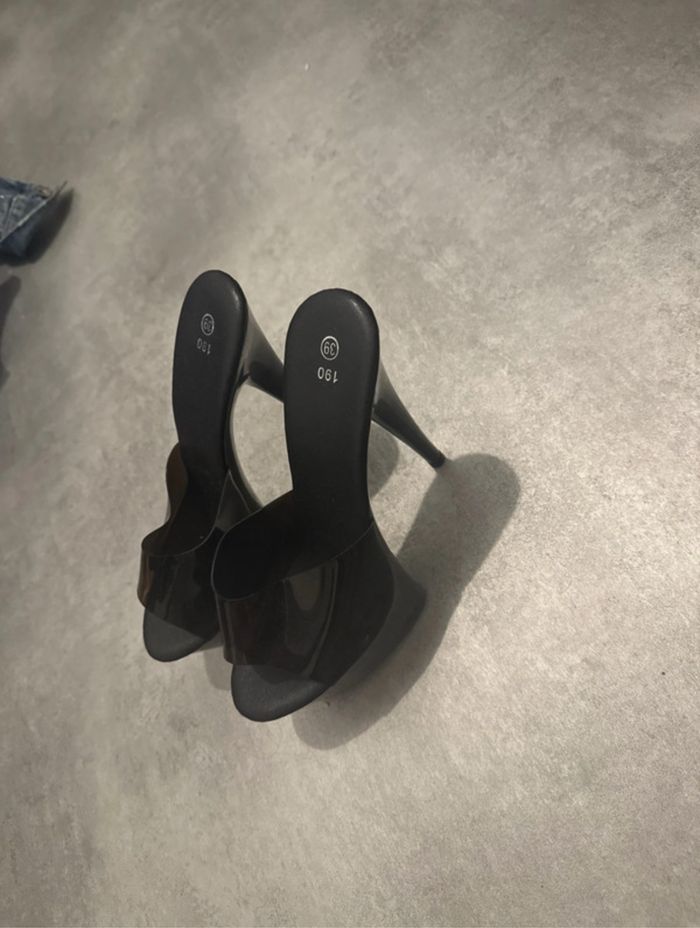Talon noir