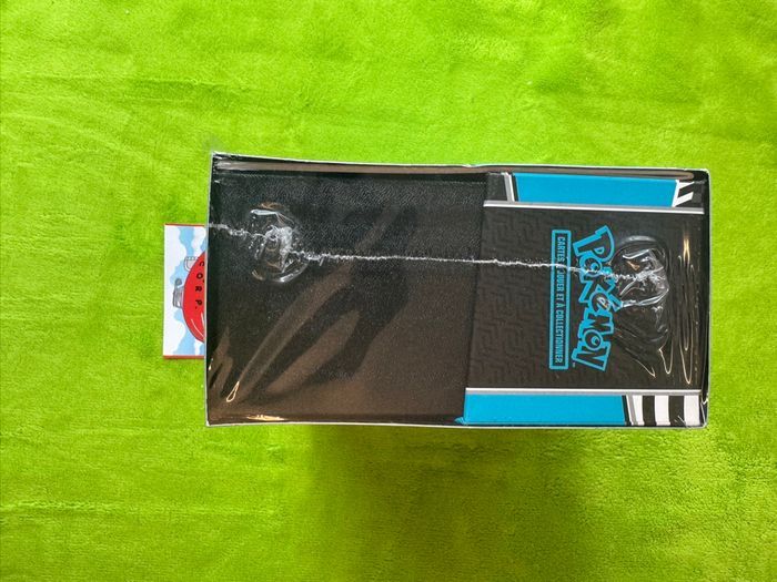 ETB Pokémon EV10.5 Foudre Noir Neuf et Défauts Scellage - photo numéro 3