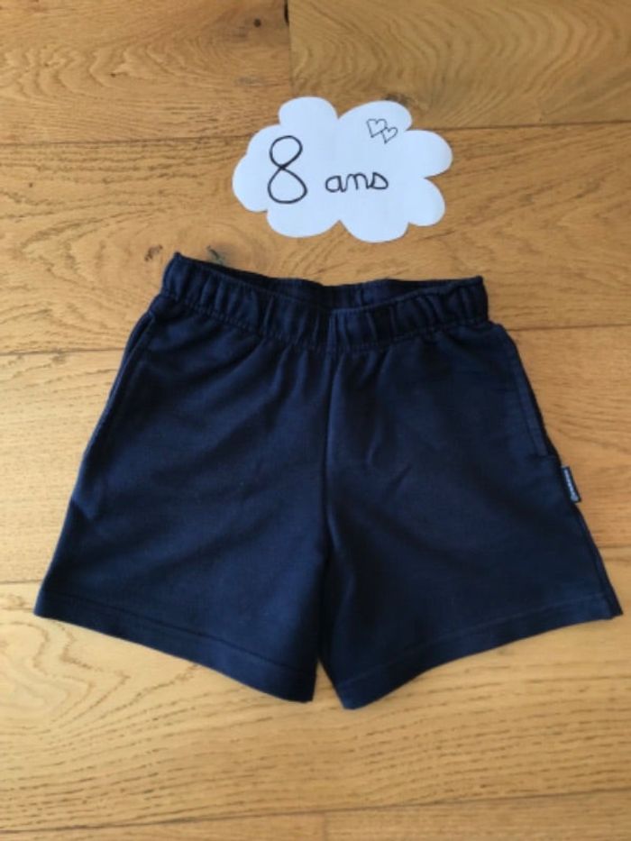 Short de sport bleu marine 8 ans Intersport