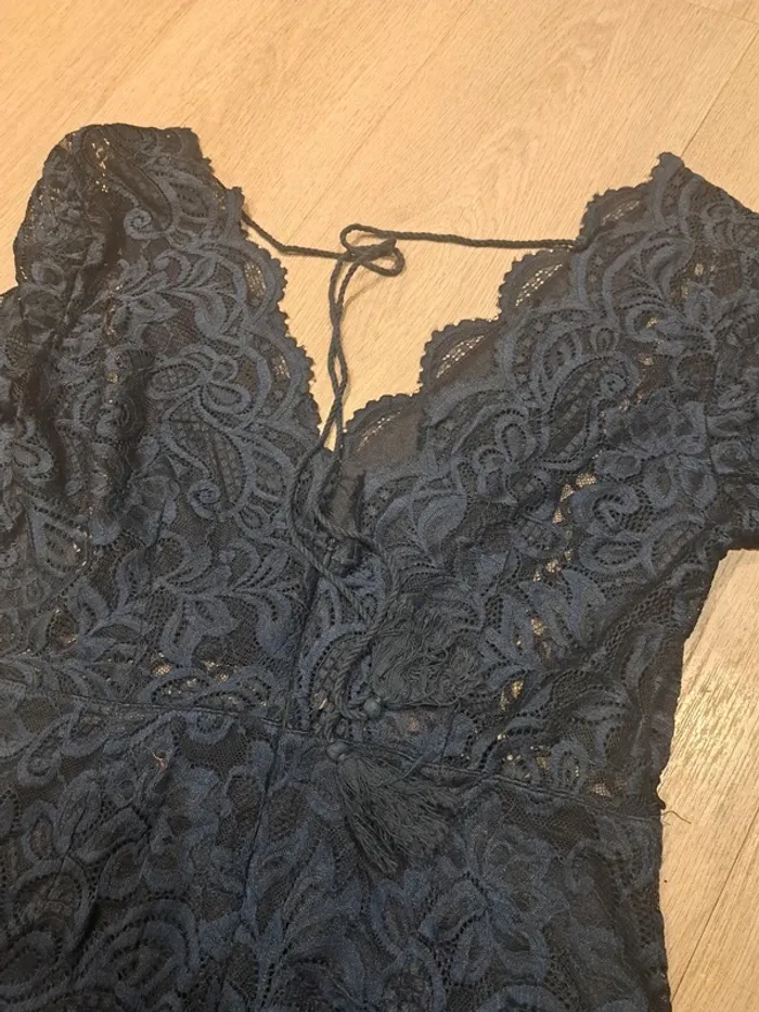 Robe dentelle - photo numéro 4