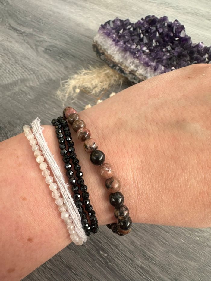 Bracelets en perles de Rhodonite d’Afrique du Sud - Pierre naturelle - photo numéro 5