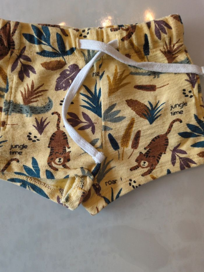 Short 3 mois - photo numéro 2