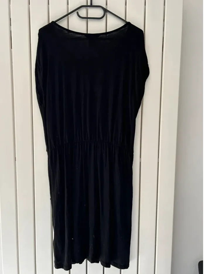 Robe basic H&M taille M état neuf - photo numéro 3