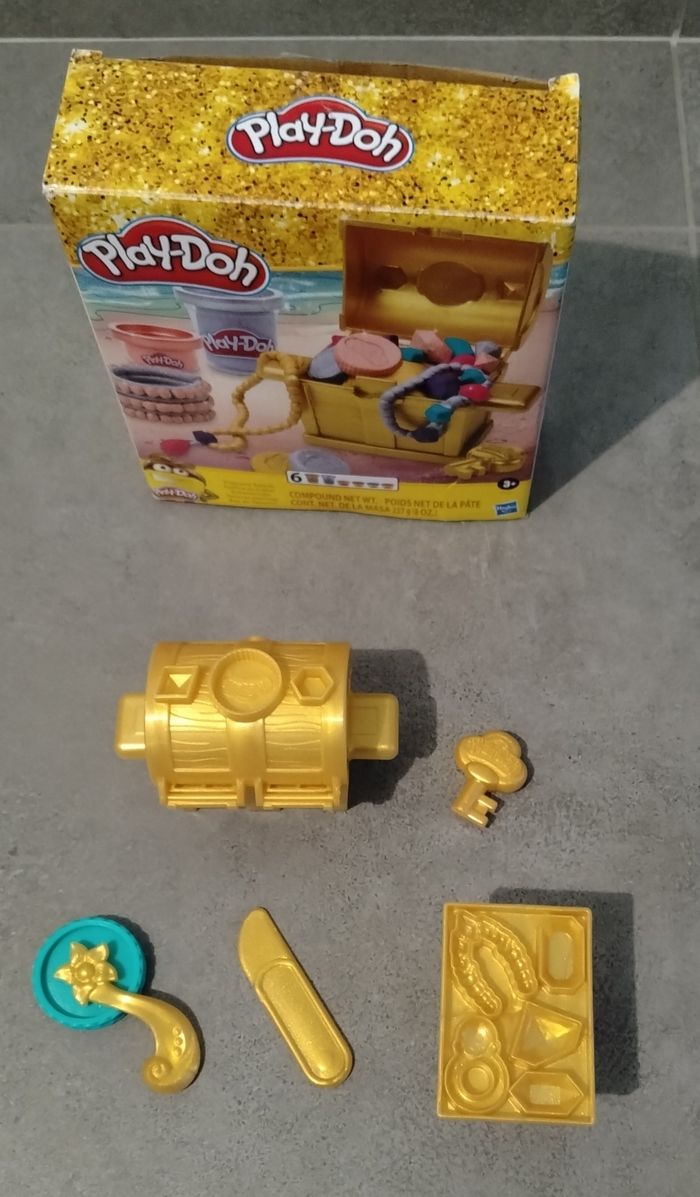 Lot de jeux pâte à modeler - photo numéro 5