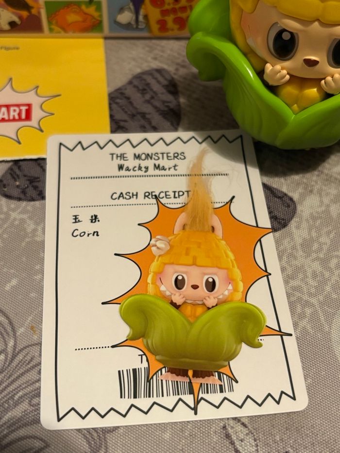 Labubu  Wacky Mart series PopMart - photo numéro 3