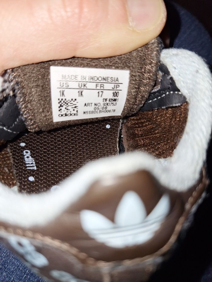 Chaussons Adidas 17 - photo numéro 2