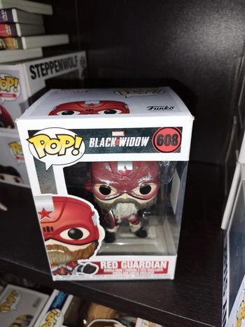 Figurine pop black windows