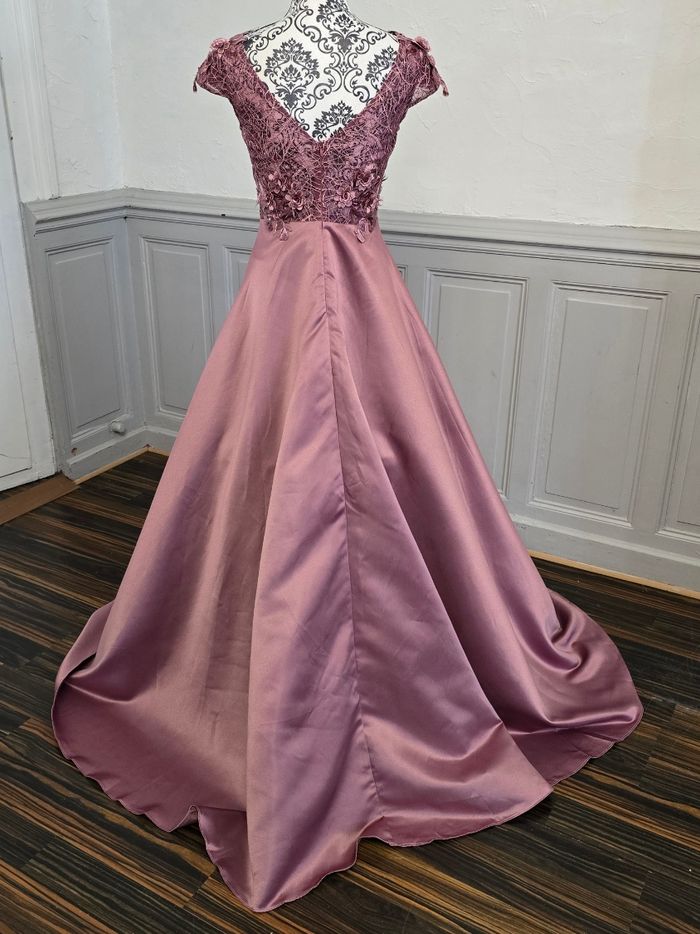 robe cérémonie dentelle et bas satiné vieux rose Taille 38 - photo numéro 2