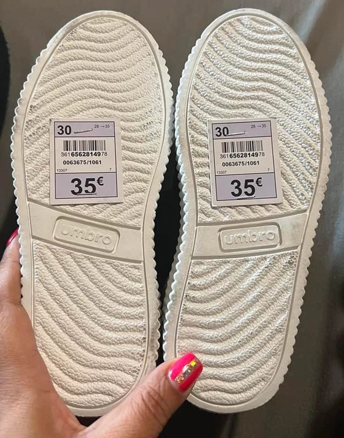 Tennis plateformes UMBRO fille neuve et étiqueté pointure 30 vendu sans la boîte - photo numéro 2