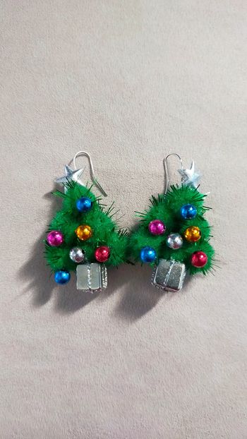 Boucles d’oreilles Sapins – Collection Émeraude Urbaine