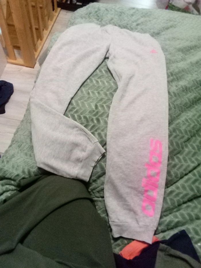 Jogging grise adidas