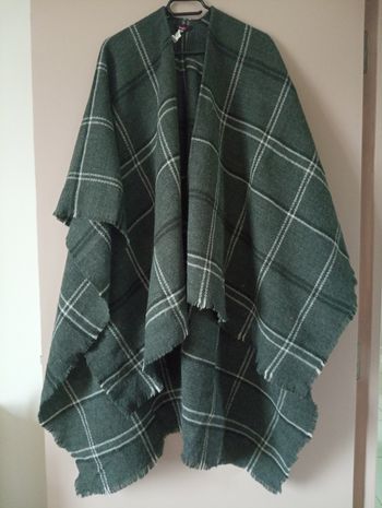 Poncho femme Jennyfer