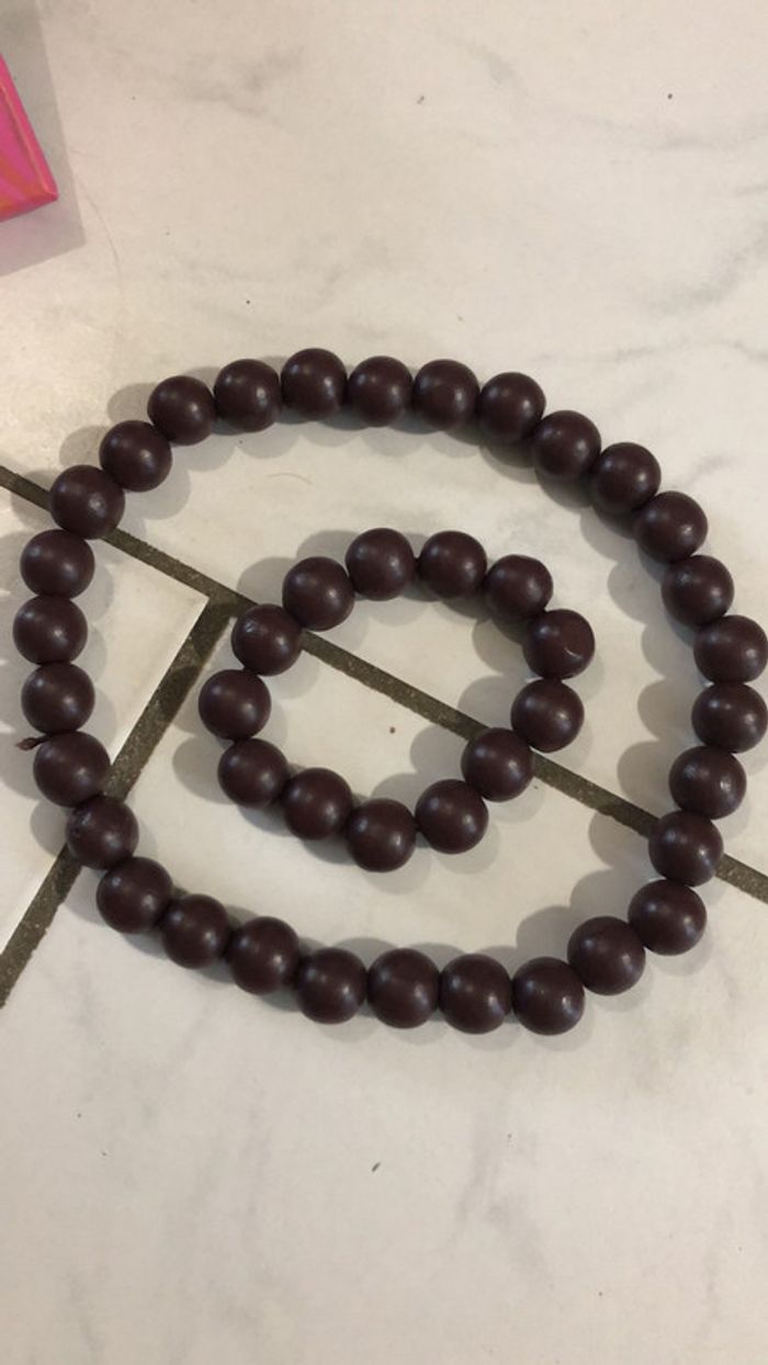 Colliers + bracelets + boîte à bijoux - photo numéro 2