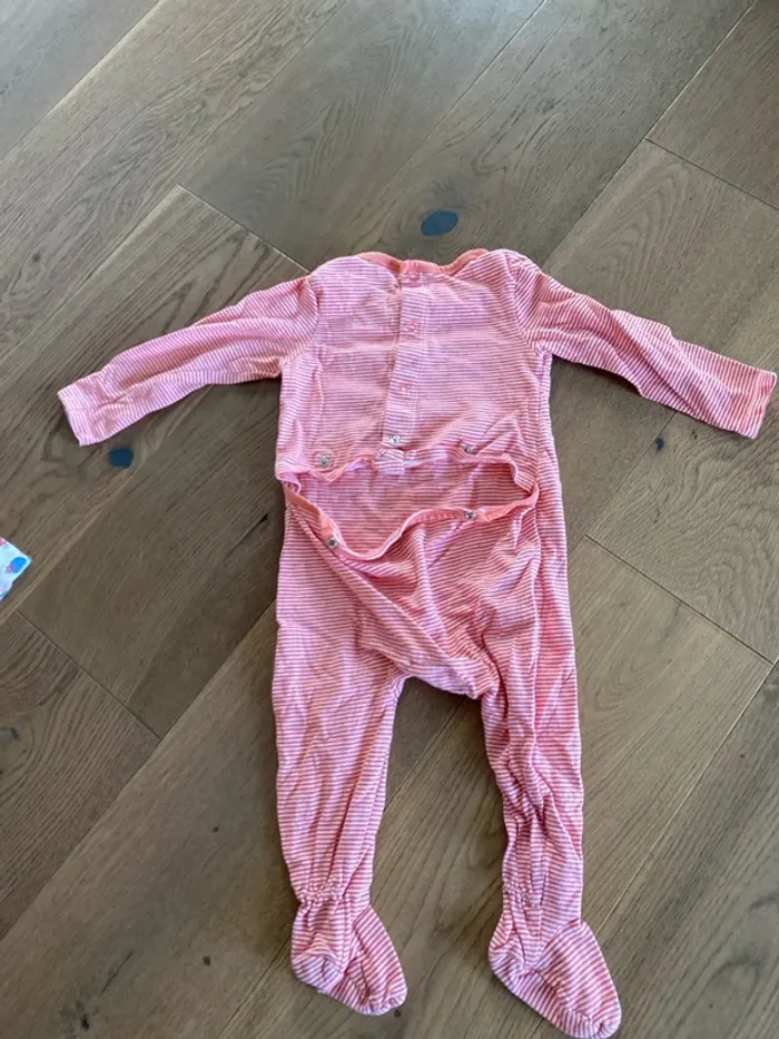 Lot pyjamas - photo numéro 9