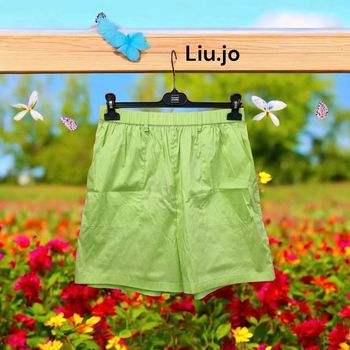 Liu Jo short stretch vert pomme * taille M *