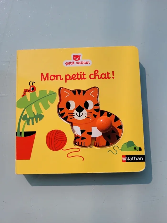 Livre à encastrement avec chat en bois 🐱 Mon petit chat !🐱 Petit Nathan - photo numéro 4