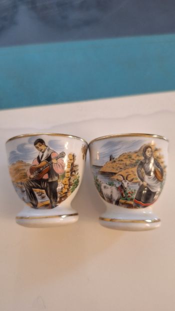 Coquetiers décorés en porcelaine de luxe vintage lot de 2 pièces 