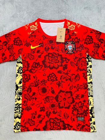 Maillot concept foot Portugal rouge fleurs taille S