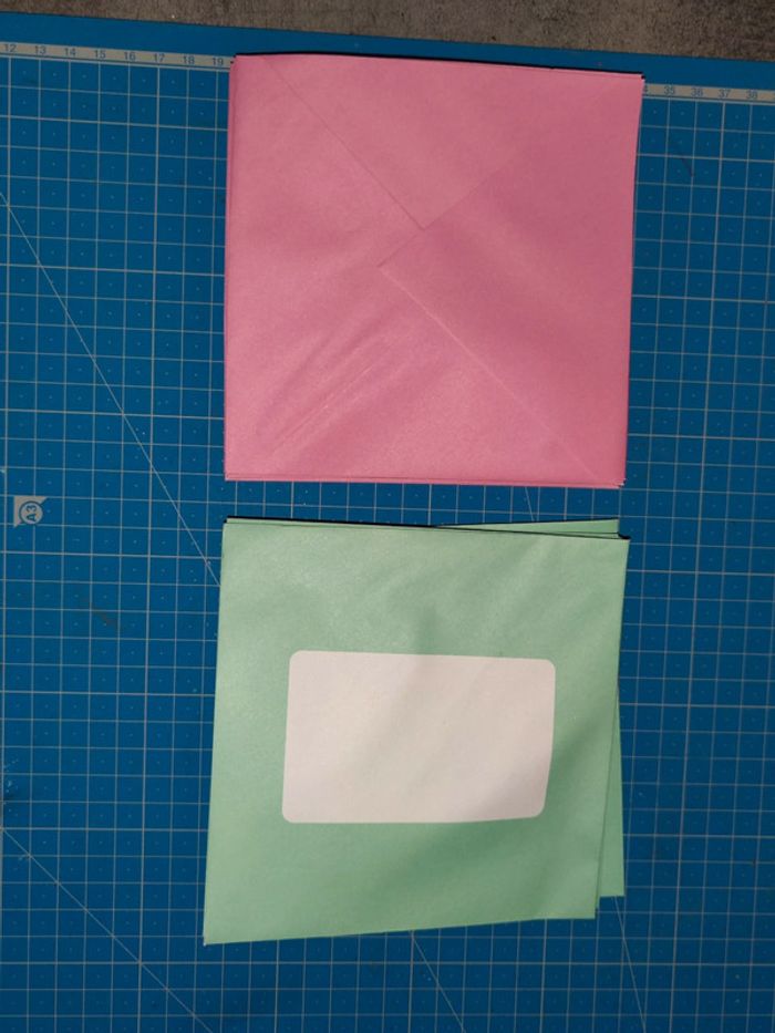 Lot de 20 enveloppes roses et vertes (10 de chaque) - photo numéro 2