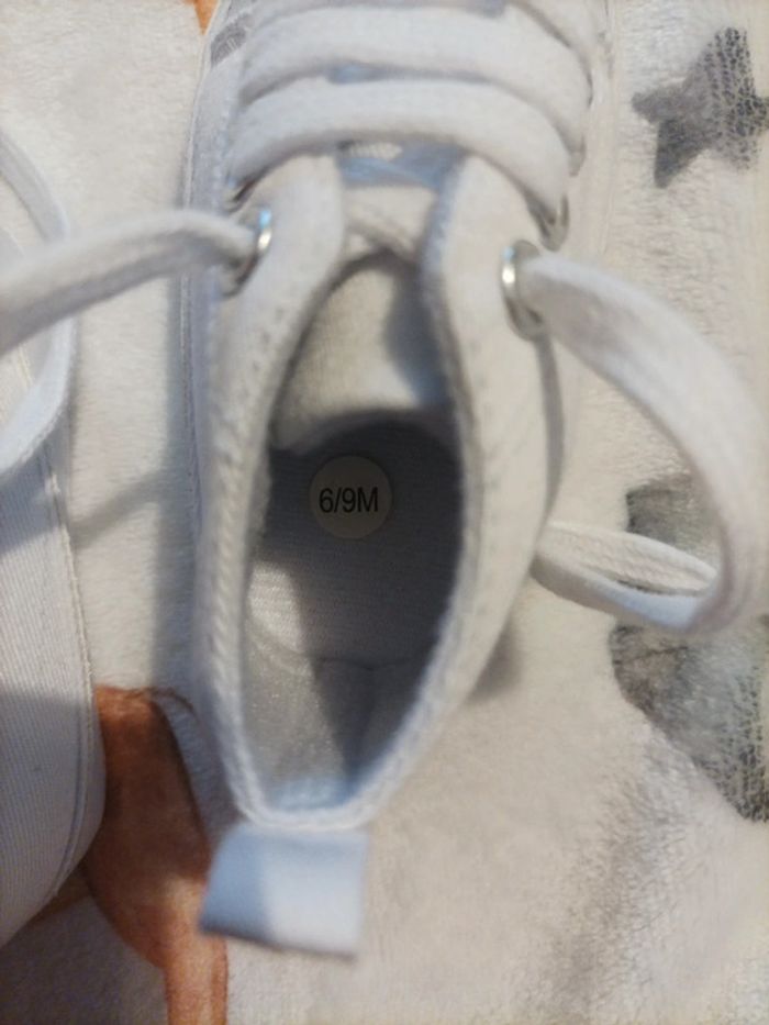 Chaussures blanches à lacets - photo numéro 3