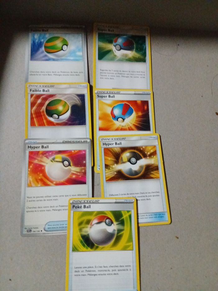 lot de 7 cartes pokemon objet