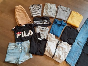 Gros  lots de vêtements  👚  fille