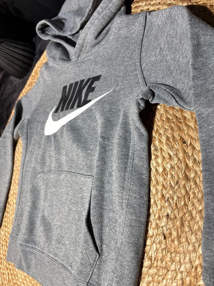 Ensemble de survêtement Nike taille 6-7ans - photo numéro 3