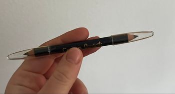 Crayon sourcils double embout 