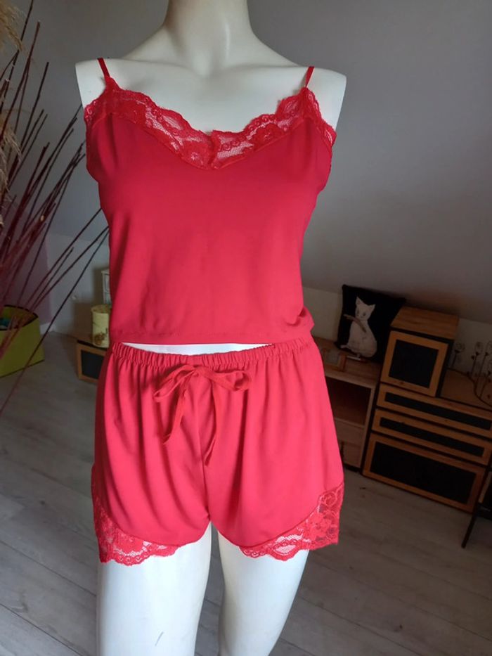 Pyjama rouge taille M - photo numéro 2