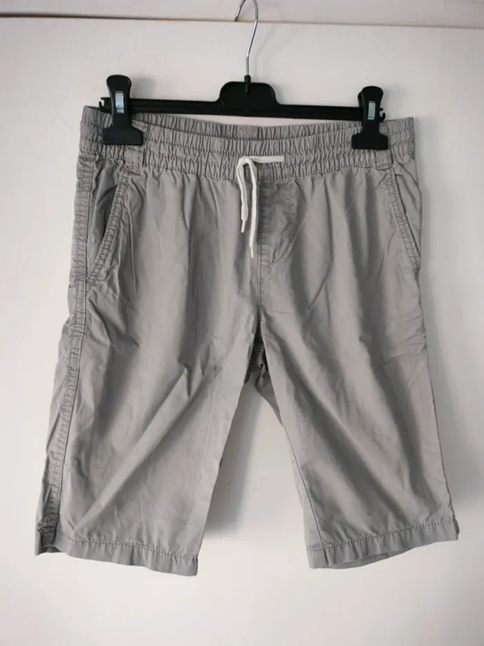 Short gris Kiabi 12ans