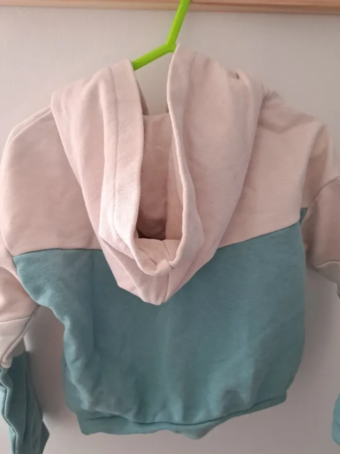 Gilet capuche fille 3 ans - photo numéro 3