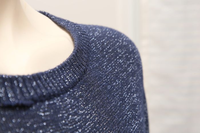 Petit pull pailleté - photo numéro 2